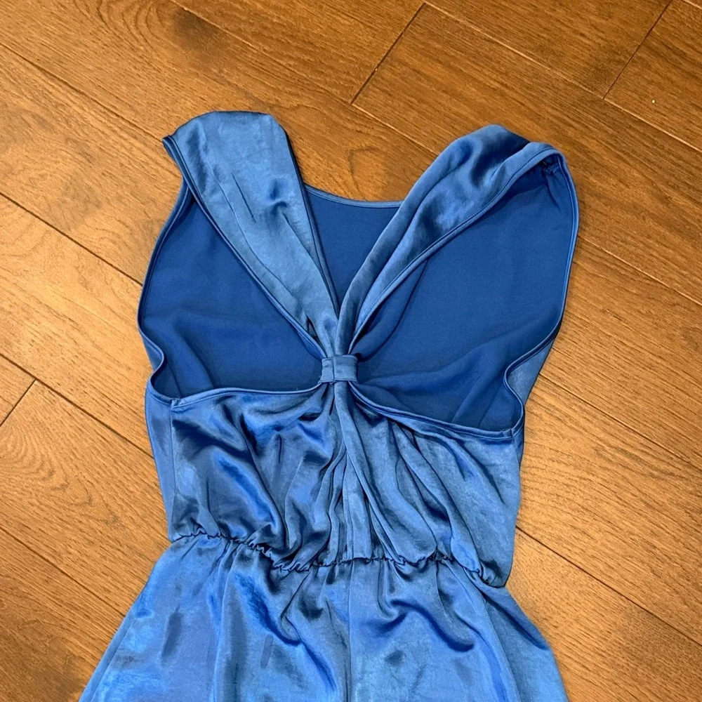 Nasty Gal NWT Knot Back Crew Neck Wide Leg Jumpsuit Size 6 C11-043 - Picture 5 of 8